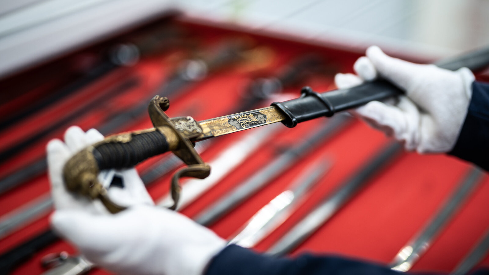 Sabre bearing the golden monogram of King Albert of Saxony on the blade. 
