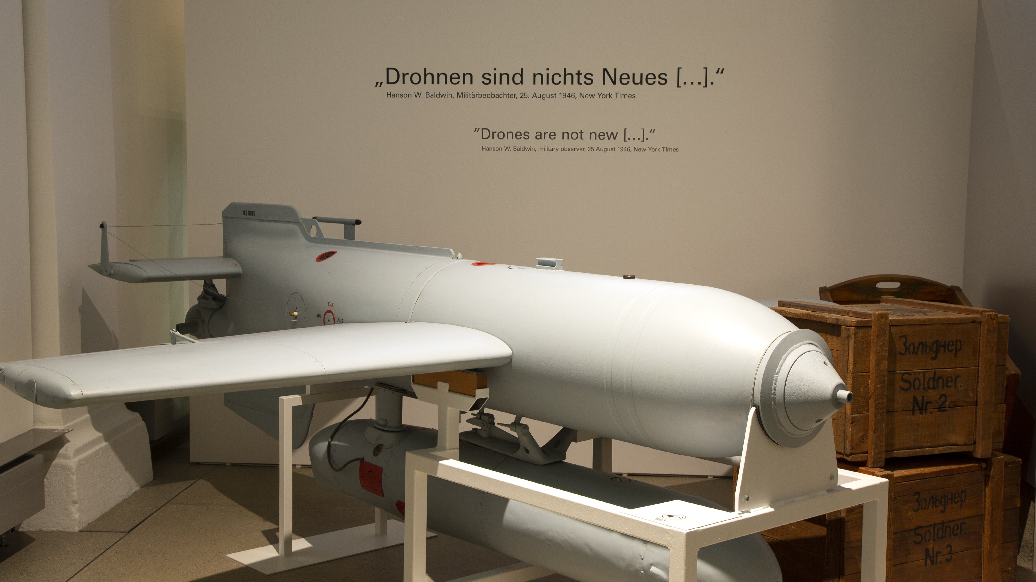 Das Bild zeigt eine Drohne aus dem Kalten Krieg. 